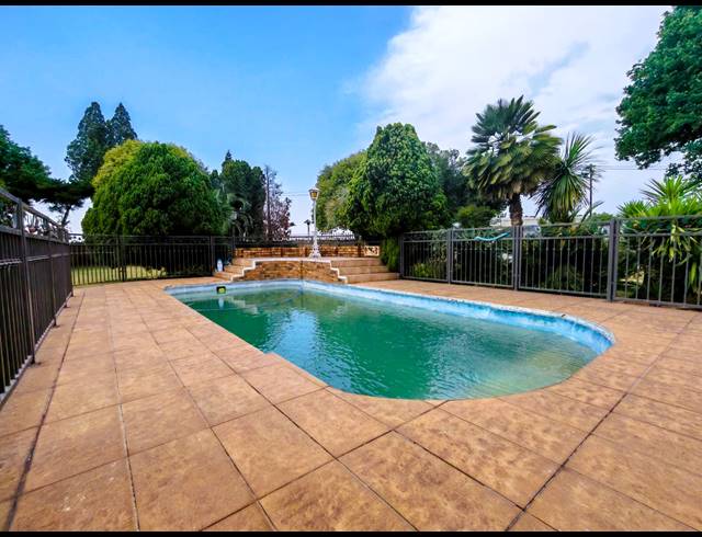 4 BEDROOM HOUSE FOR SALE IN THREE RIVERS EAST
